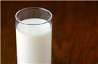纯牛奶怎么喝对身体好？什么时候喝，喝多少是关键